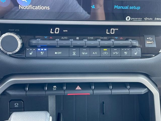 Used 2024 Toyota Tundra Limited image 12