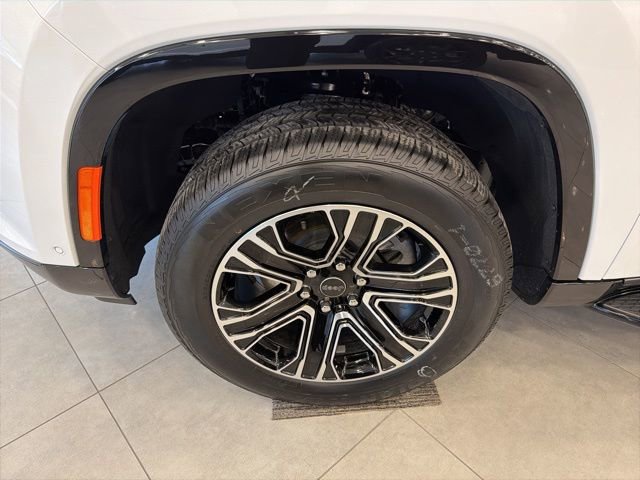 New 2026 Jeep Grand Wagoneer 4WD image 10
