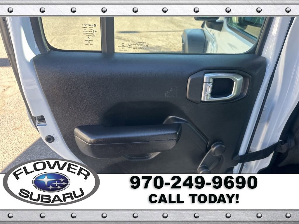 Used 2020 Jeep Gladiator Sport image 19