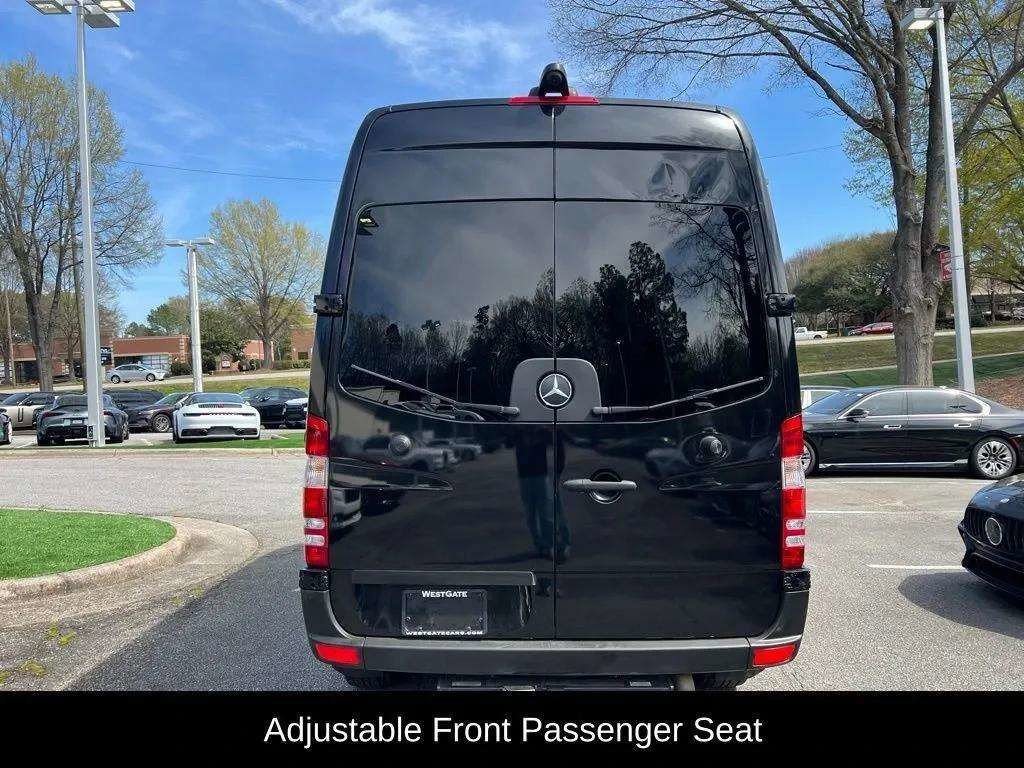 Used 2018 Mercedes-Benz Sprinter 2500 image 21