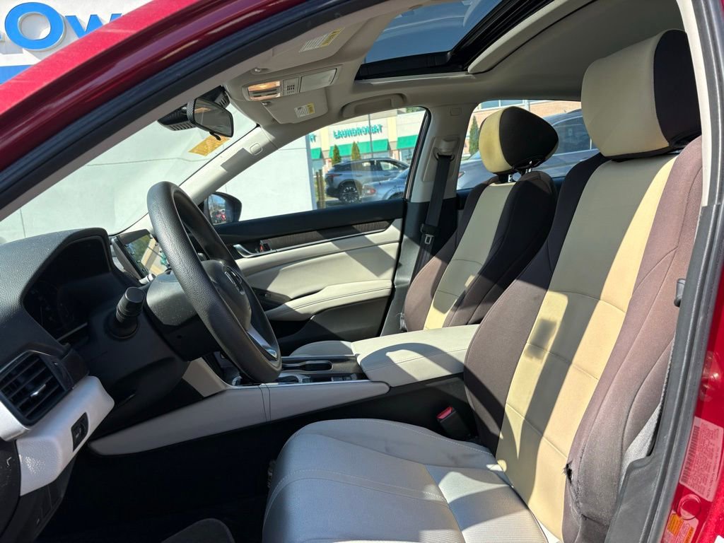 Used 2019 Honda Accord EX image 6