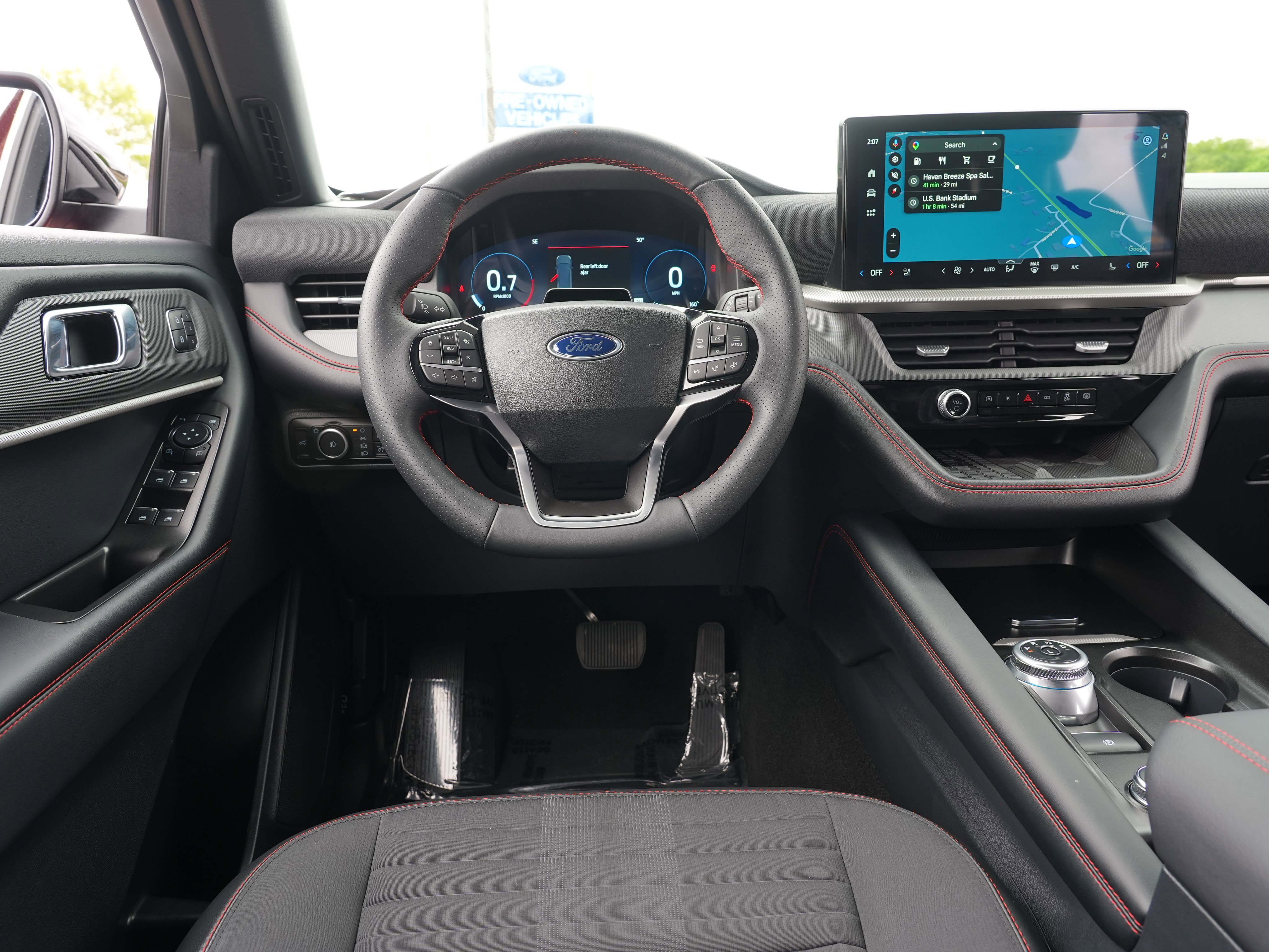 Used 2025 Ford Explorer ST-Line w/ Premium Package AWD/4WD image 23