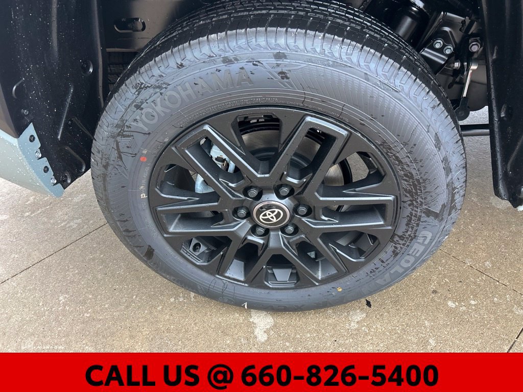 New 2026 Toyota Tundra Limited AWD/4WD image 7