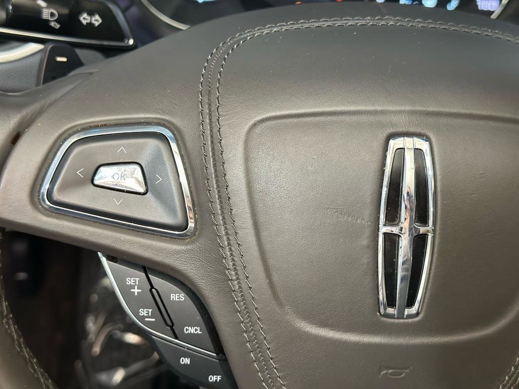 Used 2017 Lincoln MKZ Premiere image 30