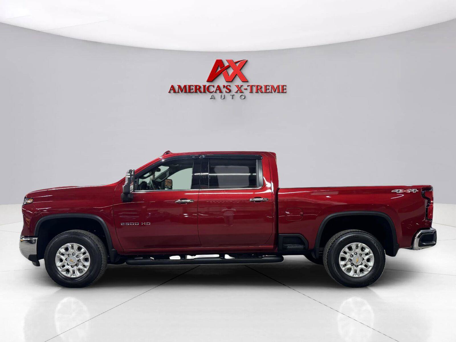 Used 2026 Chevrolet Silverado 2500 LTZ AWD/4WD image 4