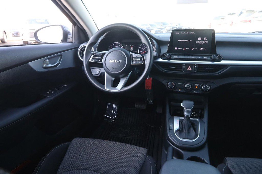 Used 2022 Kia Forte LXS image 19