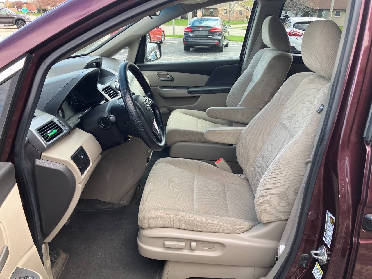 Used 2011 Honda Odyssey LX image 10