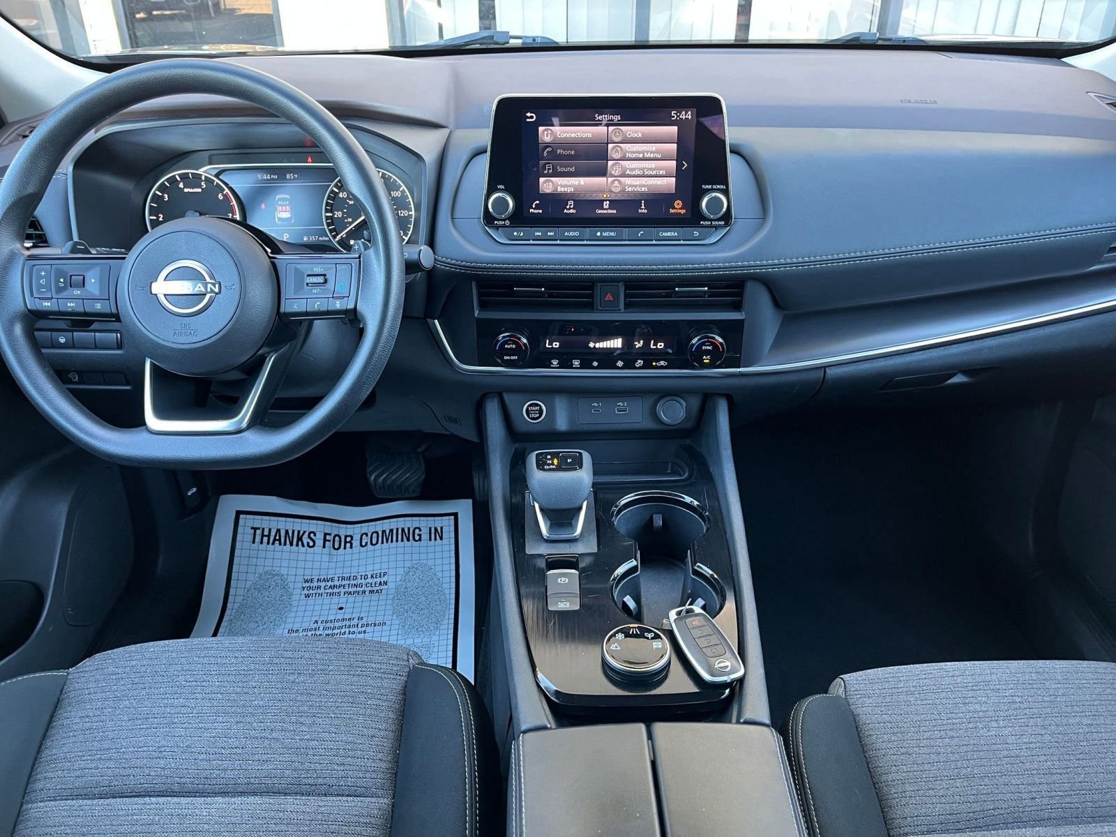 Used 2023 Nissan Rogue SV image 33