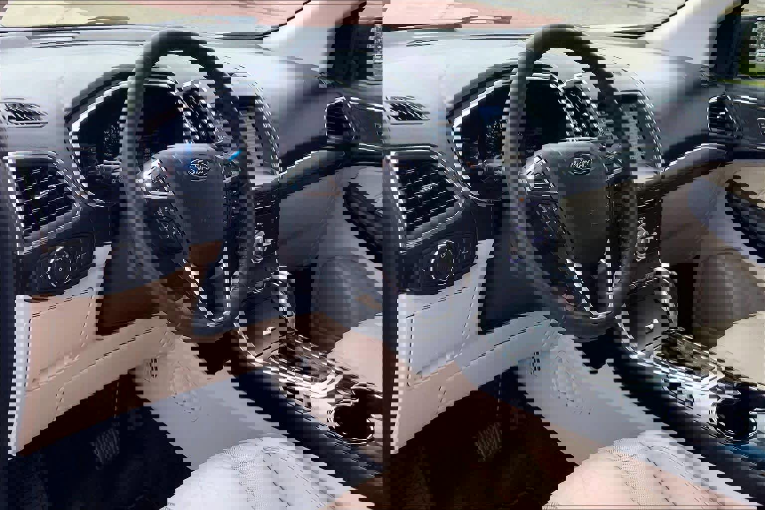 Used 2018 Ford Edge Titanium w/ Equipment Group 301A image 18