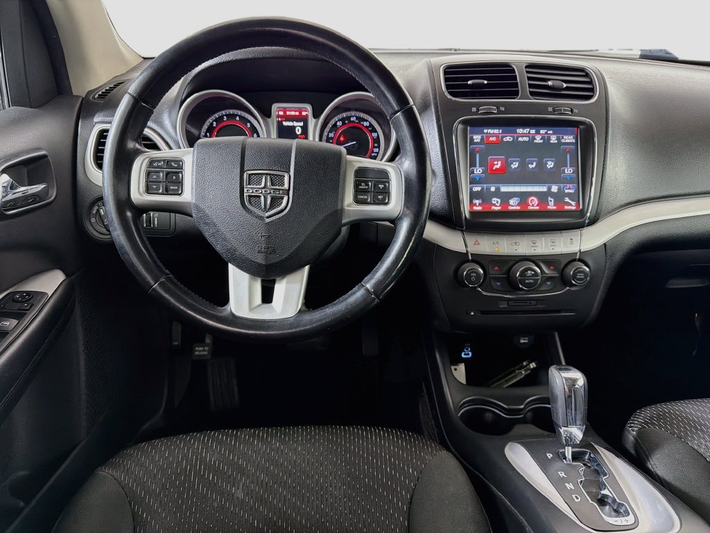 Used 2019 Dodge Journey SE FWD image 22