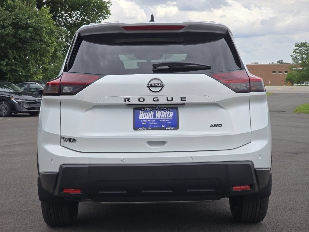 New 2026 Nissan Rogue Dark Armor AWD/4WD image 13