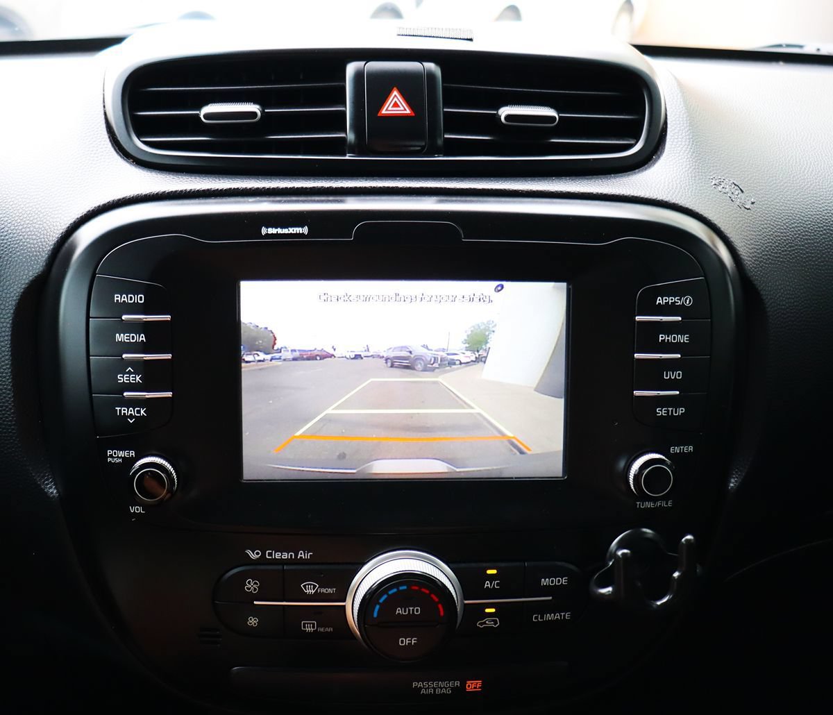Used 2018 Kia Soul + FWD image 45