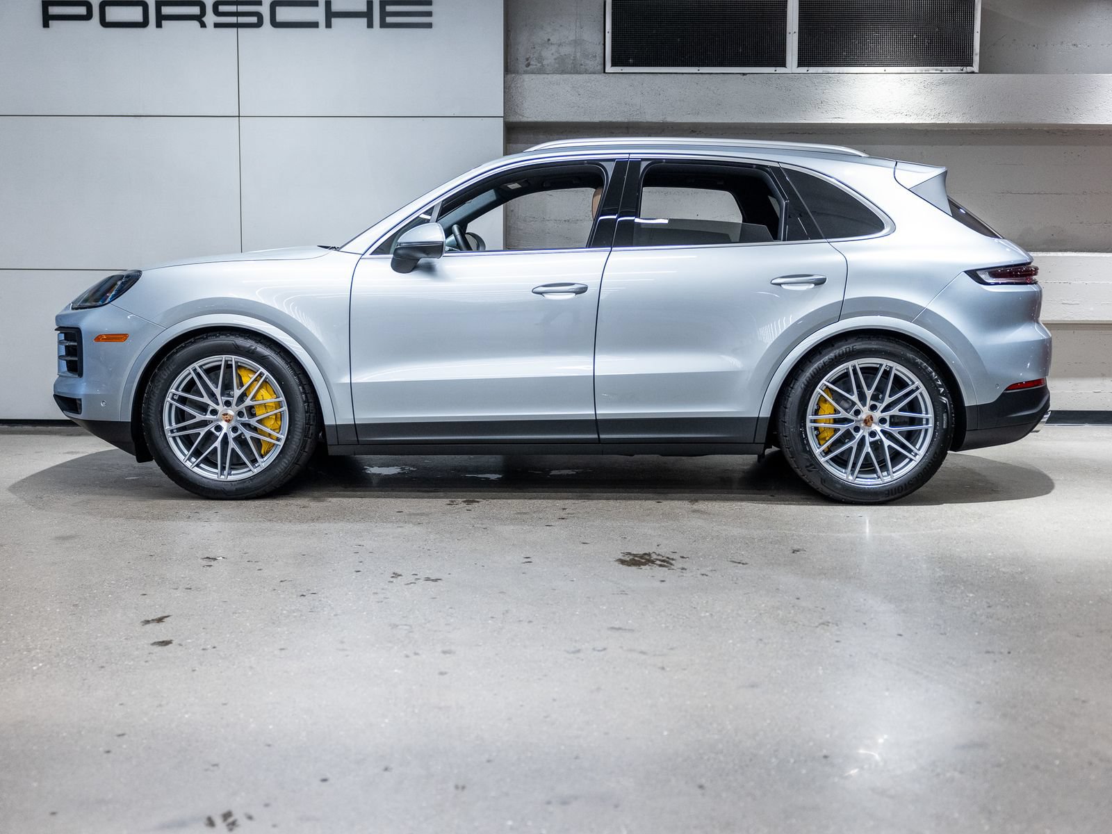 New 2026 Porsche Cayenne S AWD/4WD image 2