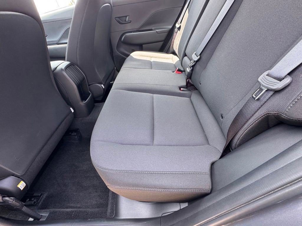Used 2024 Hyundai Kona SE FWD image 30