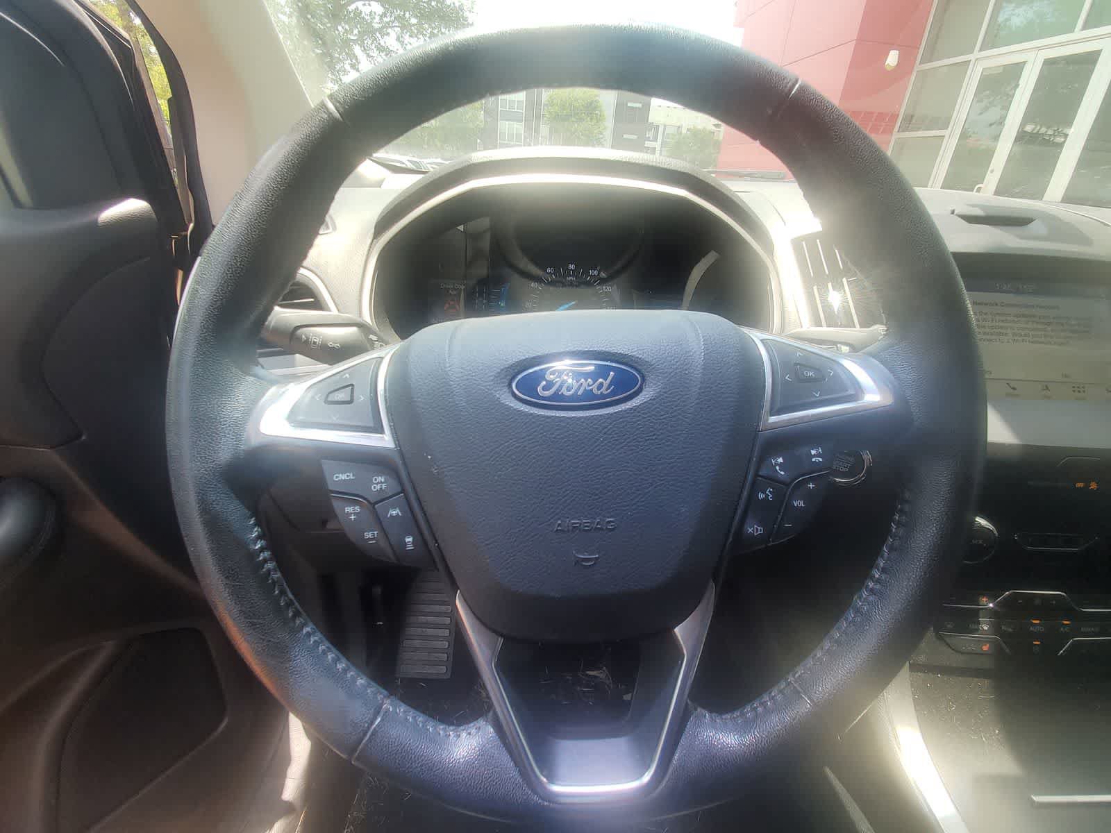 Used 2019 Ford Edge SEL w/ Equipment Group 201A FWD image 14