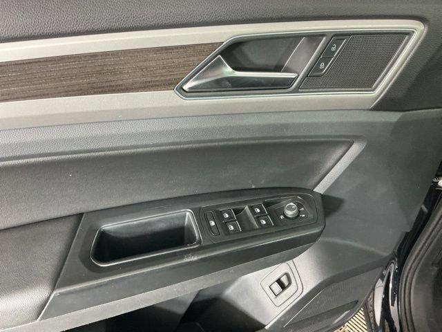 Used 2019 Volkswagen Atlas SE w/ Panoramic Sunroof Package AWD/4WD image 13