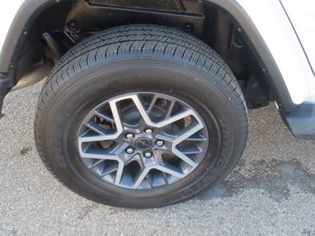 Used 2024 Jeep Wrangler Sahara w/ Technology Group image 16