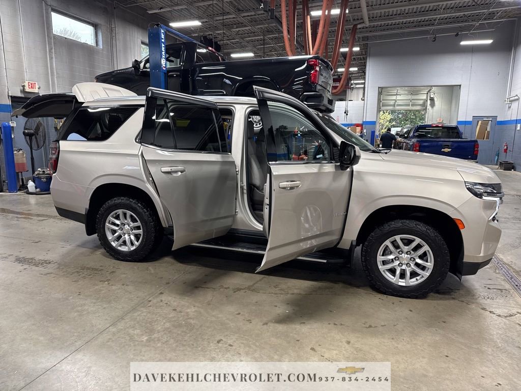 Certified 2022 Chevrolet Tahoe LS w/ Driver Alert Package image 34
