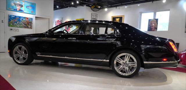 Used 2013 Bentley Mulsanne RWD image 4