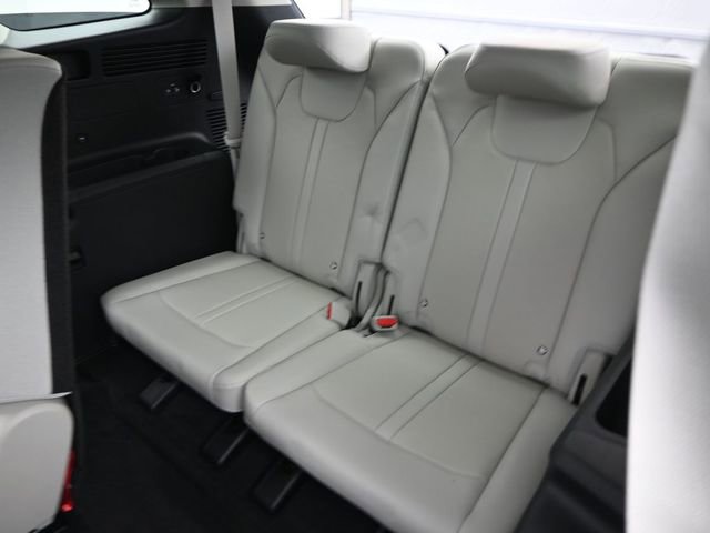 Used 2025 Kia Sorento S w/ Panoramic Sunroof Package FWD image 13