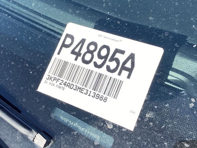Used 2021 Kia Forte LXS FWD image 11