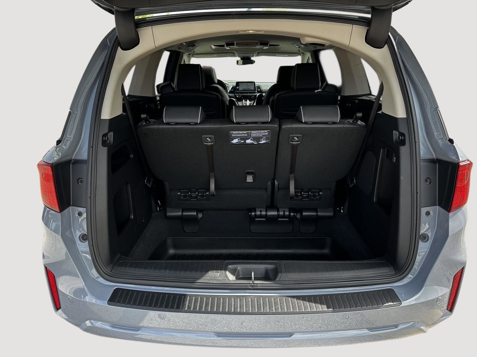Certified 2025 Honda Odyssey Elite image 25