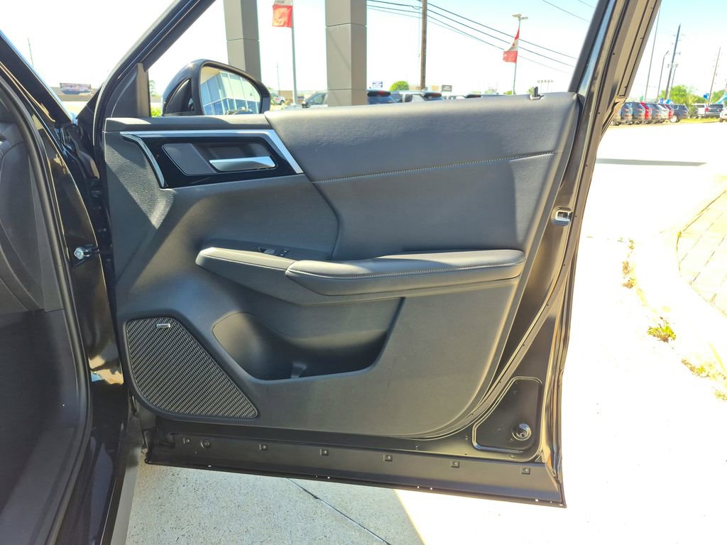 New 2026 Mitsubishi Outlander LE FWD image 24