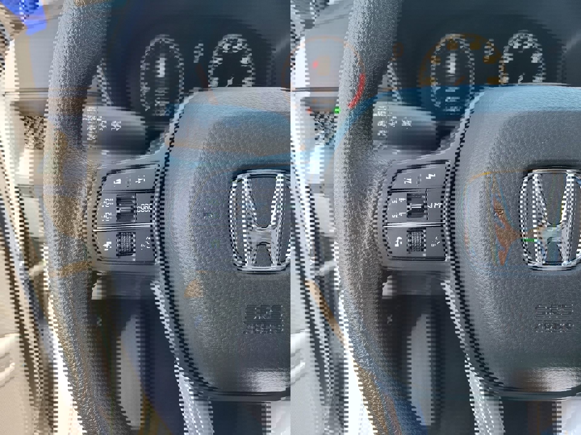 Used 2025 Honda CR-V LX image 29