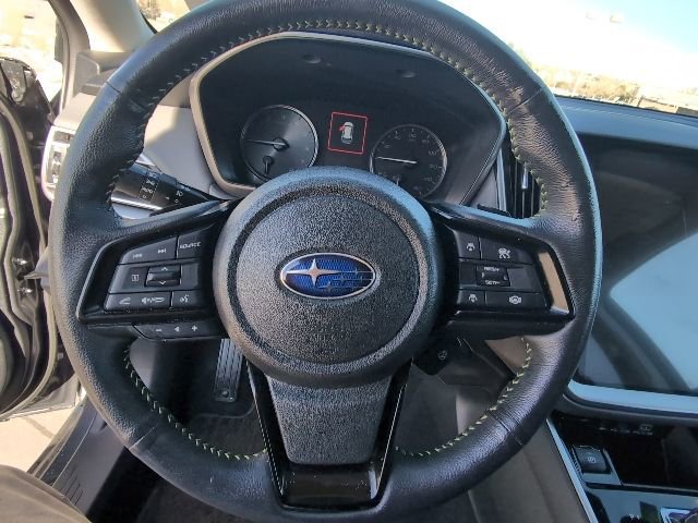 Used 2025 Subaru Outback Onyx Edition image 13