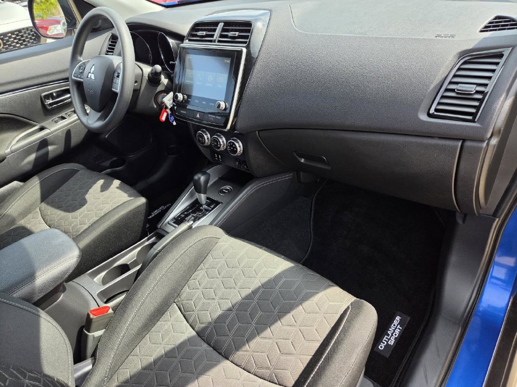 Used 2026 Mitsubishi Outlander Sport AWD image 8