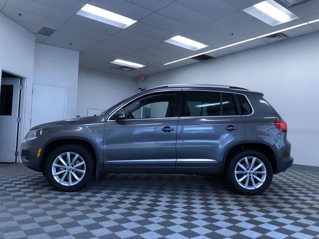 Used 2017 Volkswagen Tiguan Wolfsburg Edition AWD/4WD image 12