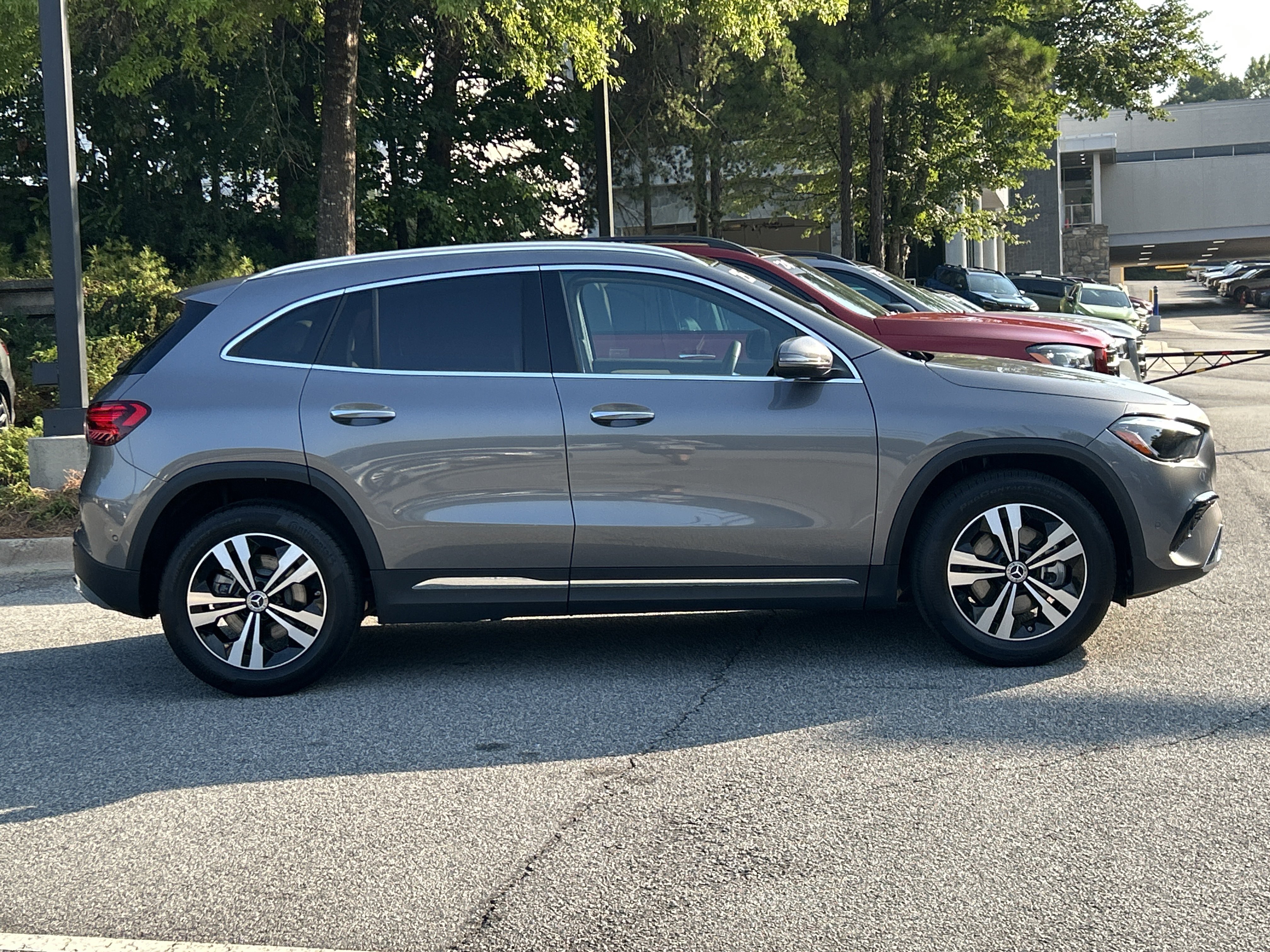 Certified 2025 Mercedes-Benz GLA 250 image 5