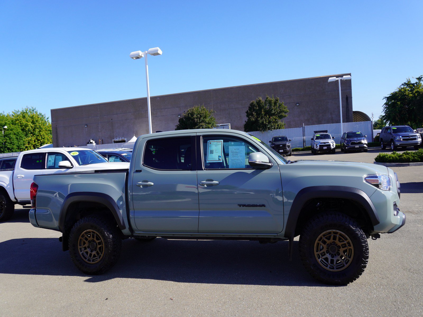 Used 2023 Toyota Tacoma 4x4 Double Cab w/ Trail Edition image 4