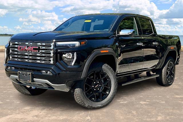 New 2026 GMC Canyon Denali w/ LPO, Denali Black Edition image 2