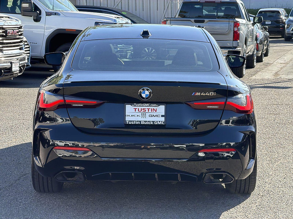 Used 2024 BMW M440i Coupe w/ Premium Package RWD image 6