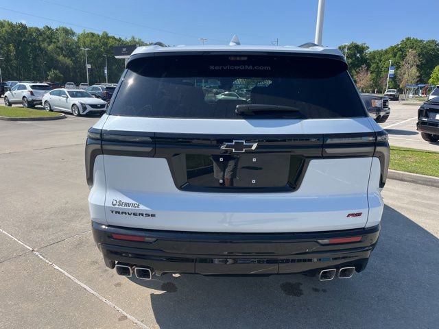 New 2026 Chevrolet Traverse RS w/ LPO, Floor Liner Package FWD image 5
