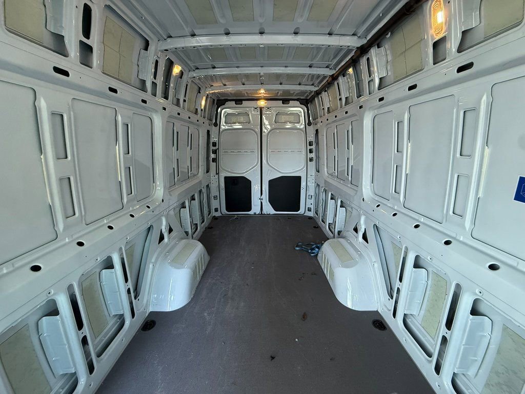 New 2025 Mercedes-Benz Sprinter 3500 image 24