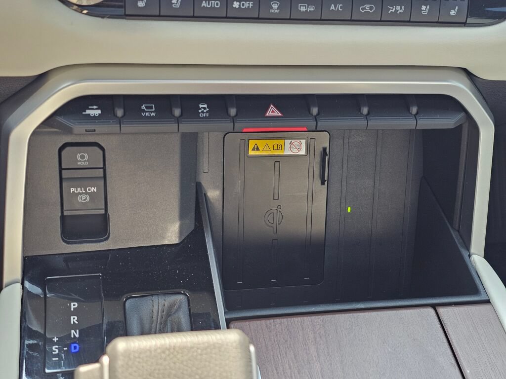 Used 2023 Toyota Sequoia Platinum AWD/4WD image 16
