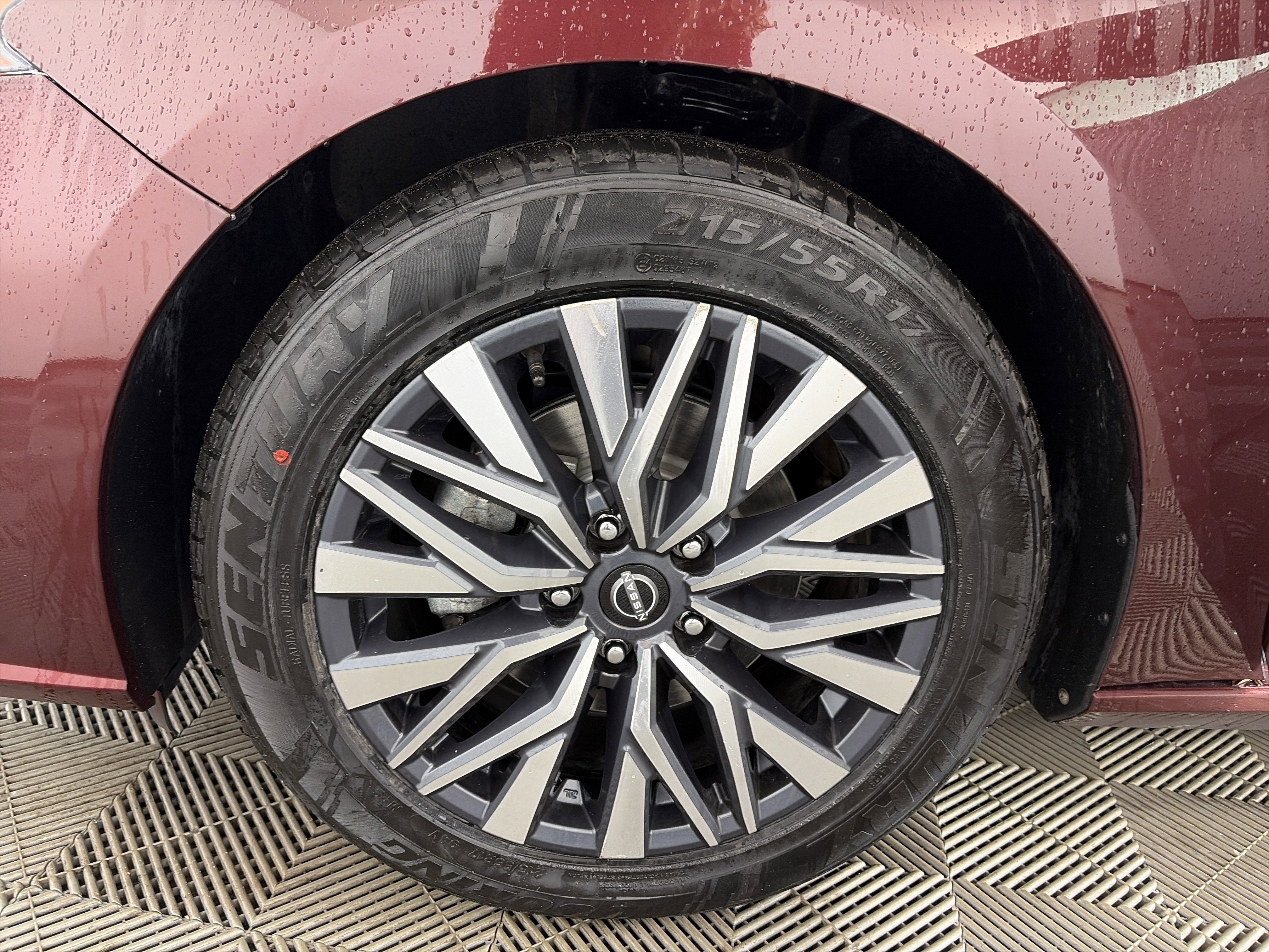 Certified 2024 Nissan Altima 2.5 SV image 13