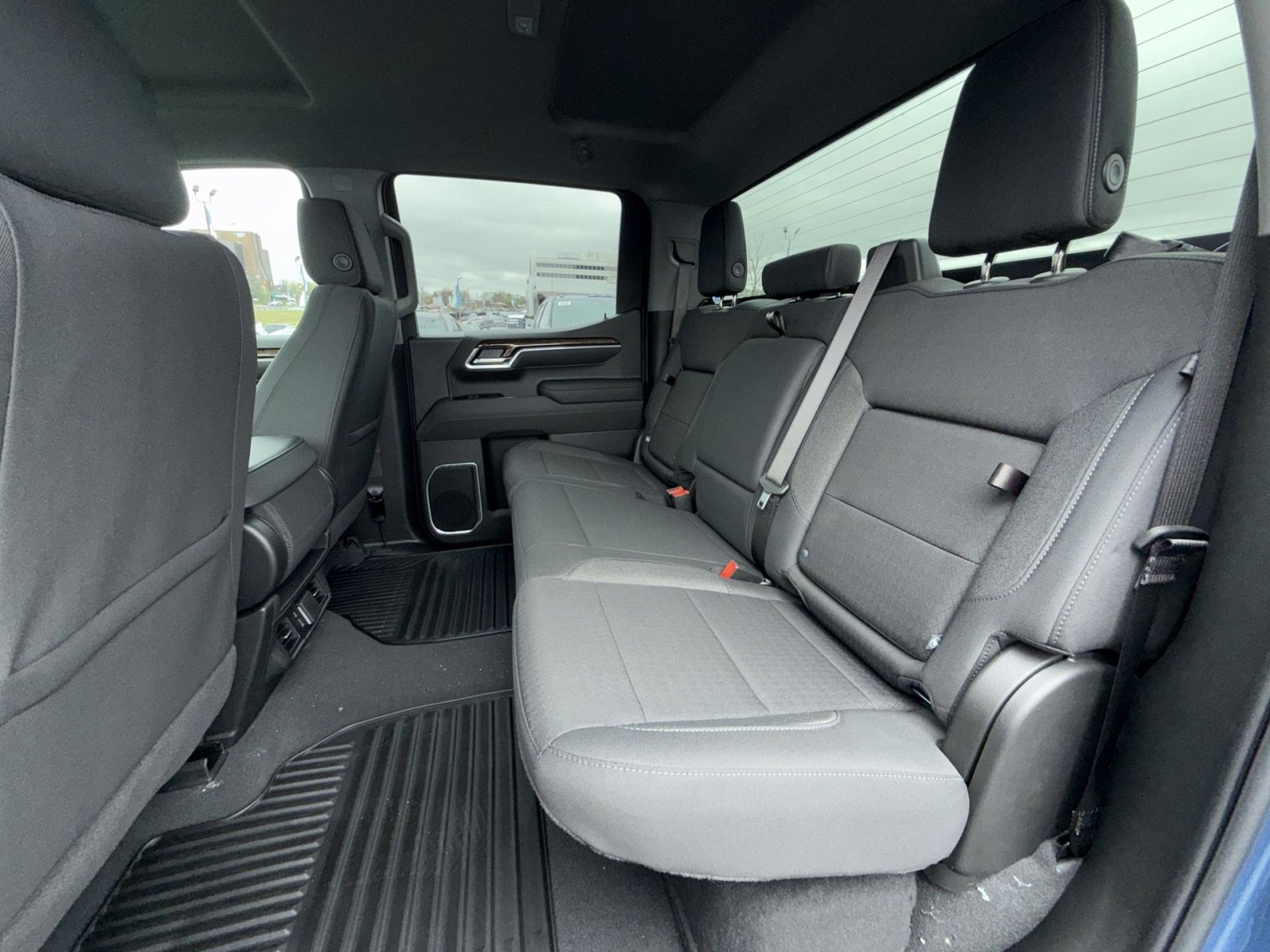 New 2026 GMC Sierra 1500 Elevation image 24