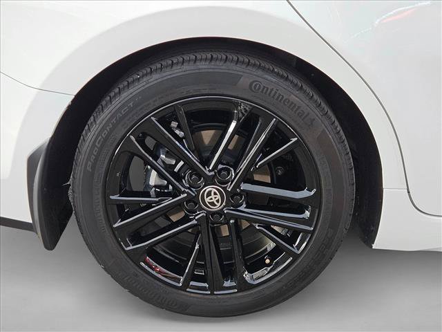 Used 2025 Toyota Camry SE FWD image 20
