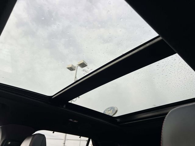 Certified 2025 Ford Explorer ST image 26