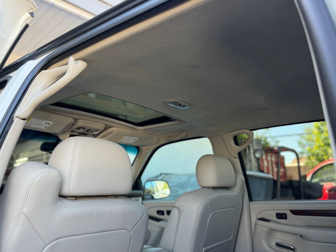 Used 2005 Cadillac Escalade EXT AWD/4WD image 45
