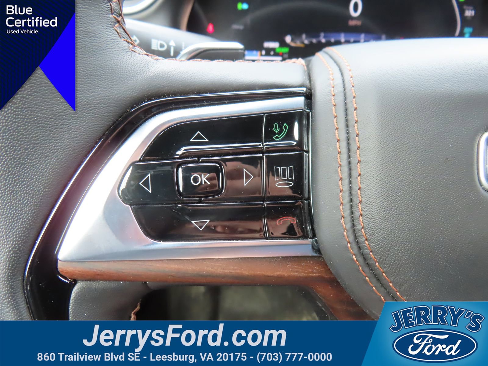 Used 2023 Jeep Grand Cherokee Summit w/ Luxury Tech Group V image 21