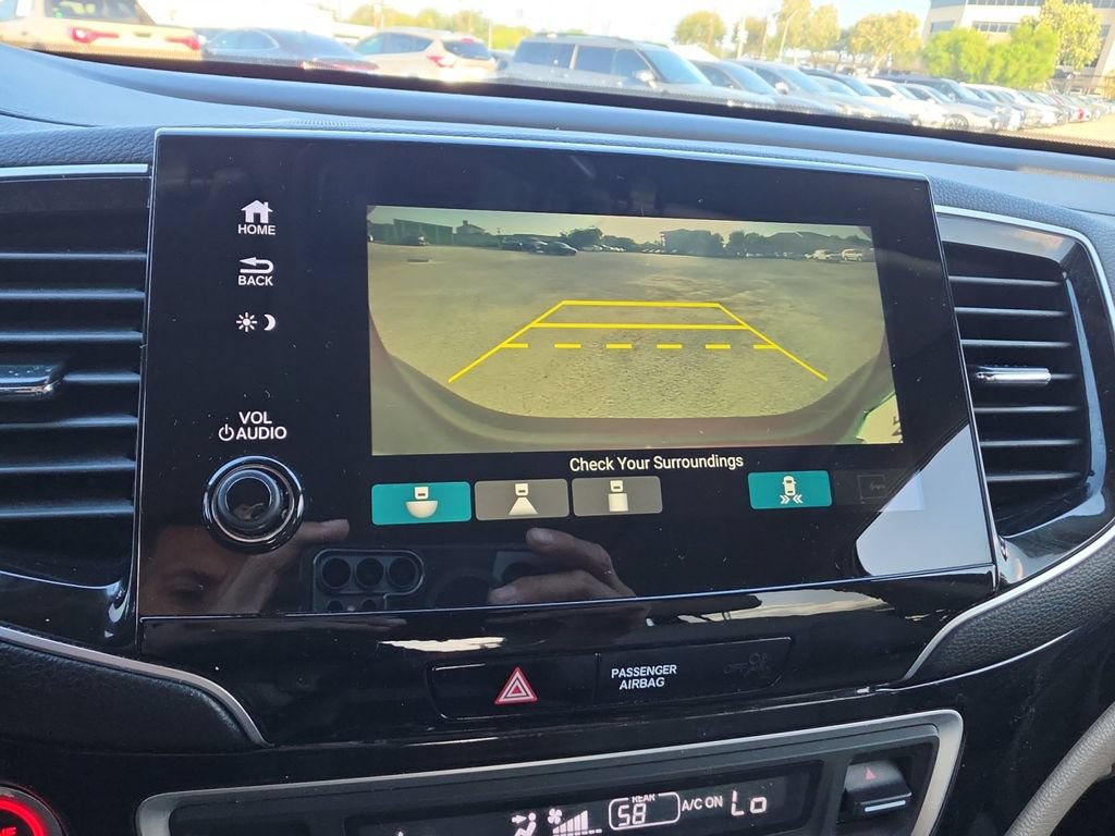Used 2019 Honda Pilot Touring image 16
