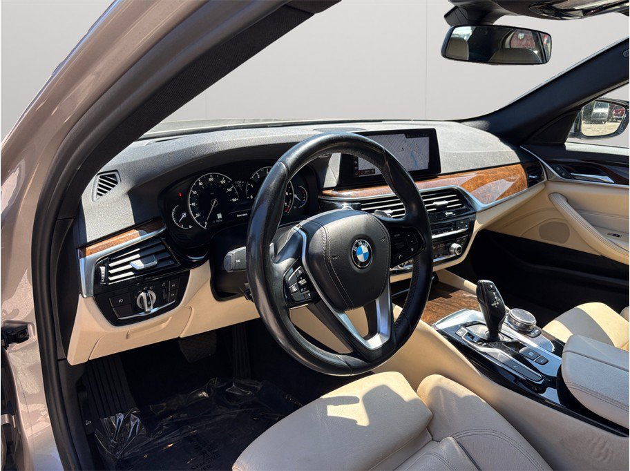Used 2018 BMW 530i w/ Premium Package RWD image 6