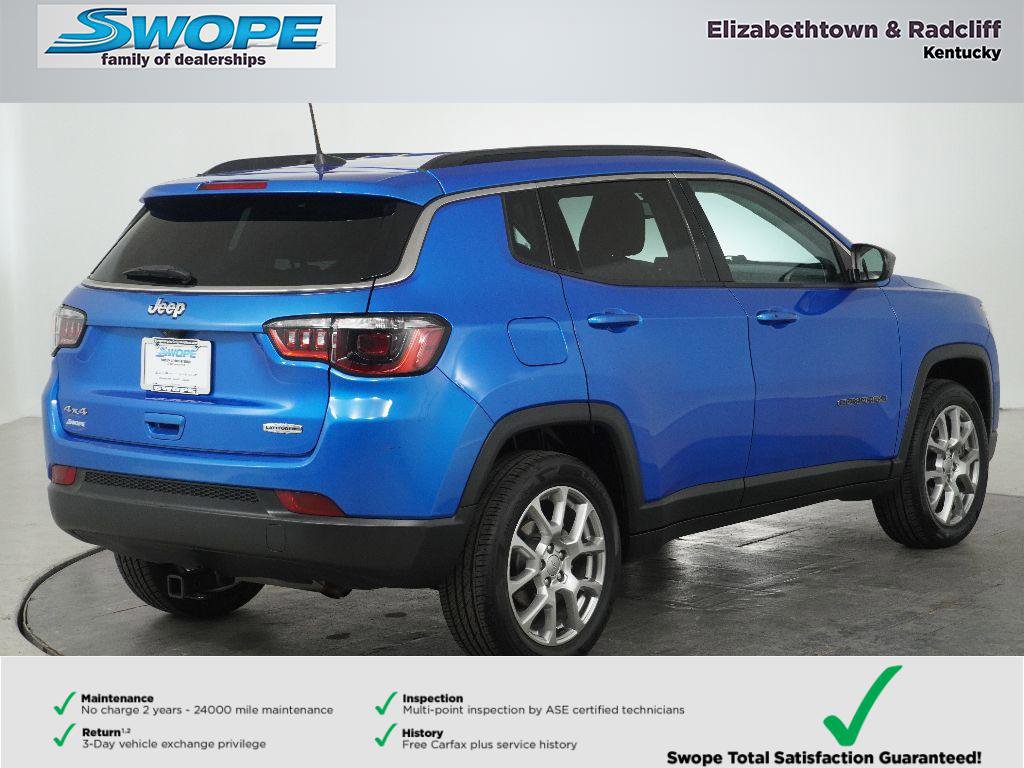 Used 2022 Jeep Compass Latitude image 3