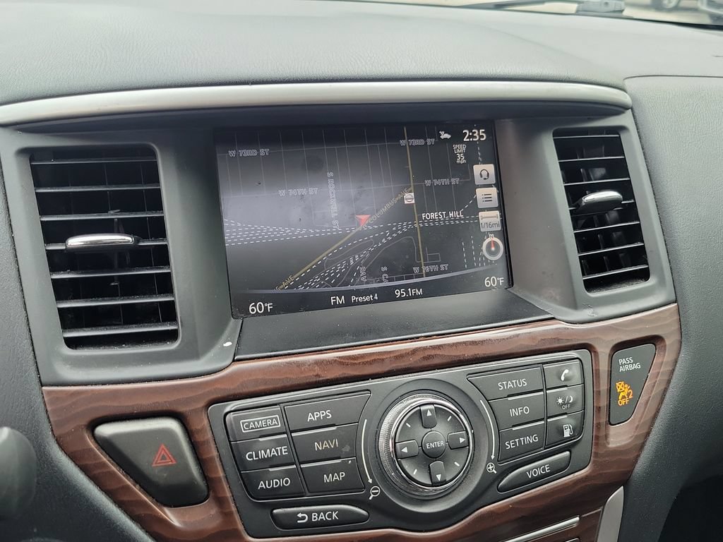 Used 2019 Nissan Pathfinder Platinum w/ Cargo Package AWD/4WD image 29