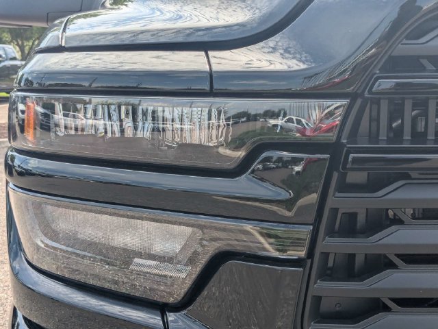 New 2026 RAM 3500 Big Horn AWD/4WD image 10