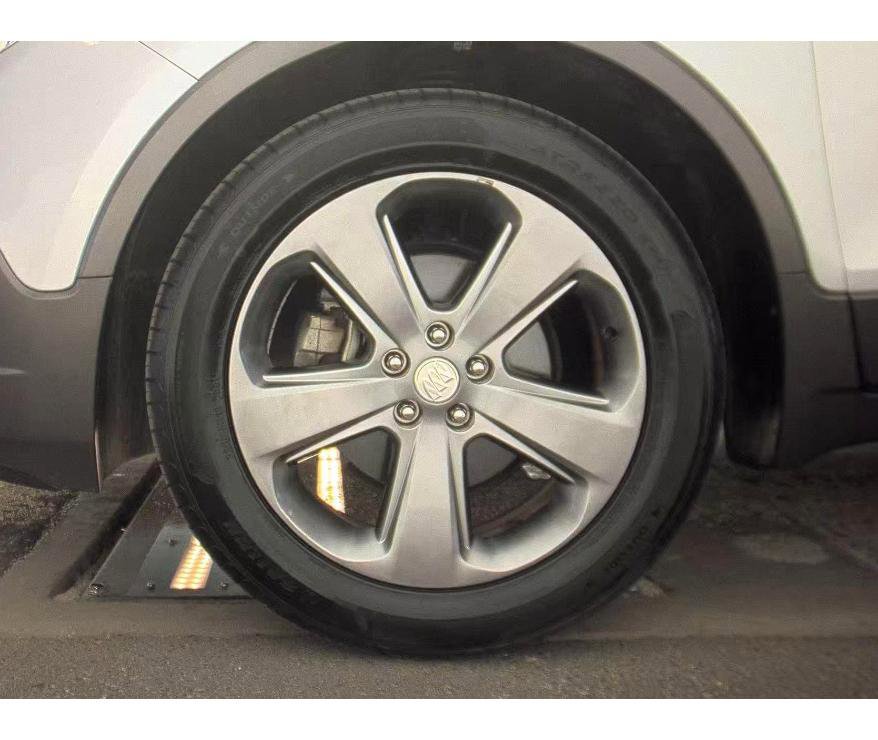 Used 2013 Buick Encore FWD image 9